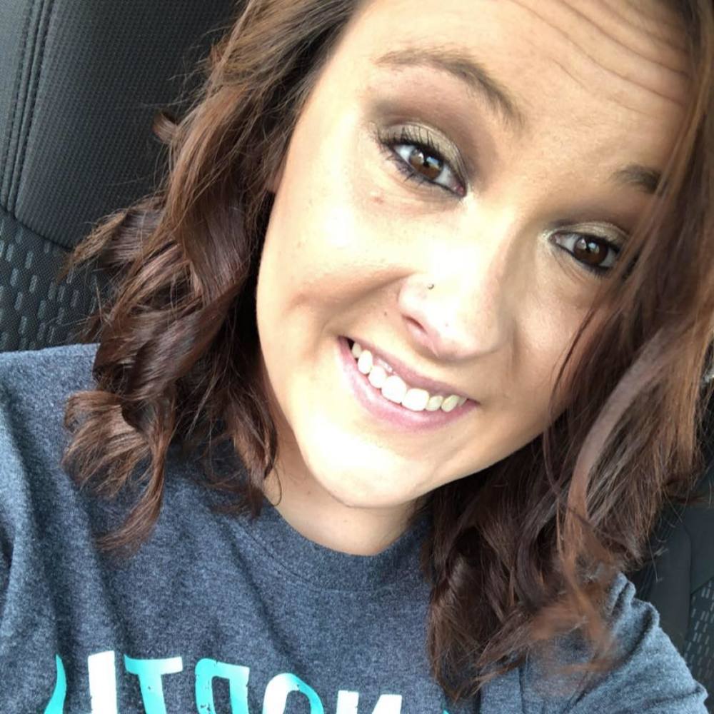 Meet your Posher, Kayla